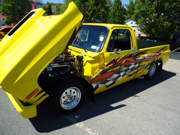 Awesome Chevy Truck by pyro